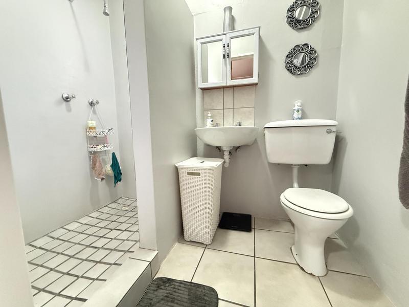 4 Bedroom Property for Sale in Amandelrug Western Cape